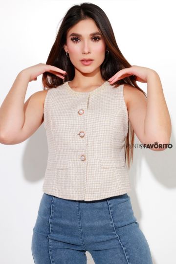 Blusa estilo chaleco con tres botones