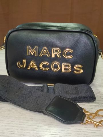 MARC JACOBS (BLACK GY-13)