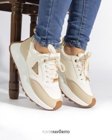 Tennis Blancas con detalles en Beige