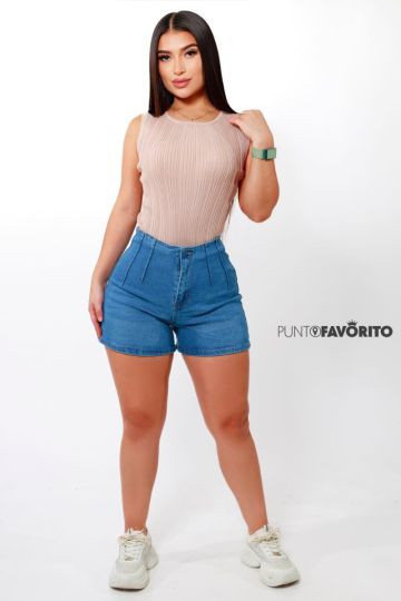 Short con pinzas SALVAJE