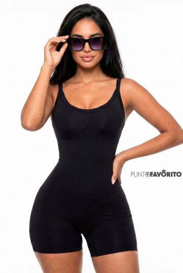 Enterizo de short deportivo