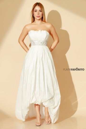 Vestido estilo globo con pedrería