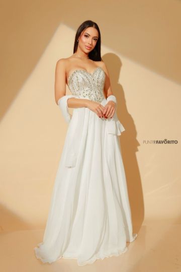 Vestido de dama con escote de corazon