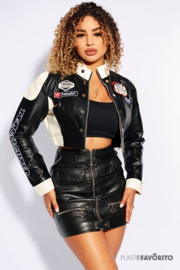 Jacket corta de cuerina